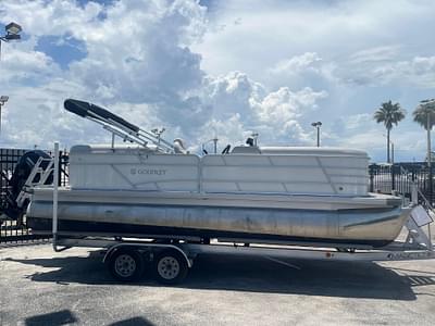 BOATZON | Godfrey Sweetwater 2286 FS 2022 BOATZON | Godfrey Sweetwater 2286 FS 2022