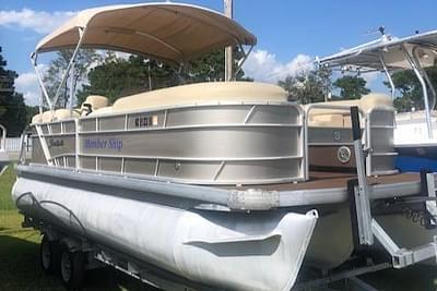 BOATZON | Godfrey Sweetwater 2286C 2018