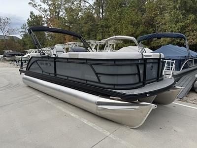 BOATZON | Godfrey - Sweetwater SW 2086 SB 2025