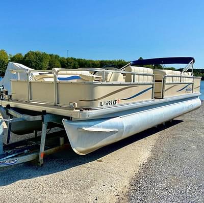 BOATZON | 2008 Godfrey Sweetwater SWT 2486 FC