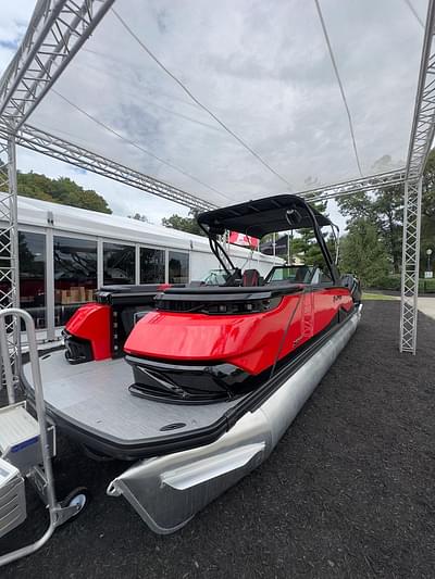 BOATZON | Godfrey XP 2700 W  Twin 400 v10s 800HP 2025