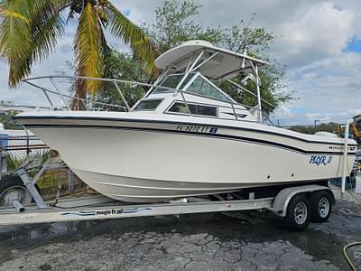 BOATZON | 1985 Grady-White 228 Seafarer