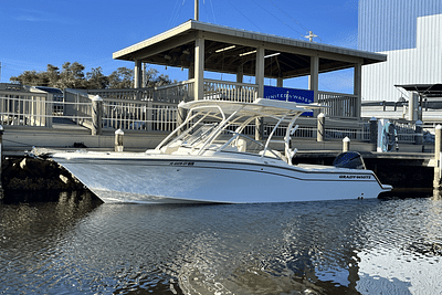 BOATZON | Grady-White Freedom 235 2021