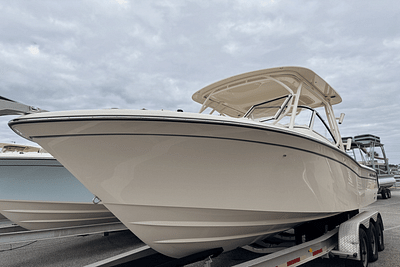 BOATZON | Grady-White Freedom 235 2025