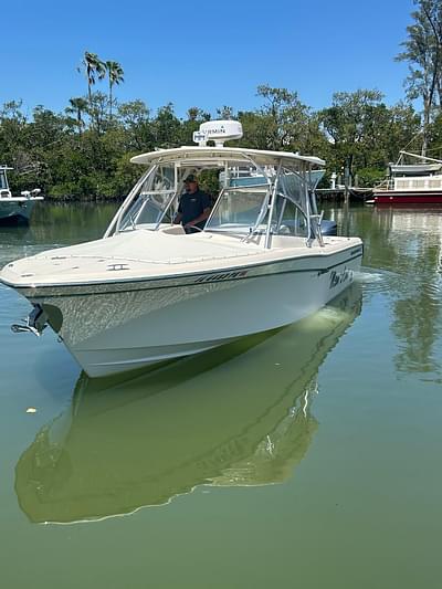 BOATZON | Grady-White Freedom 285 2012