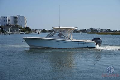 BOATZON | Grady-White Freedom 285 2023