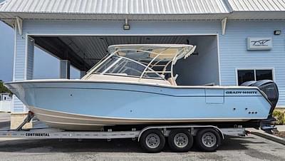 BOATZON | Grady-White Freedom 307 2024