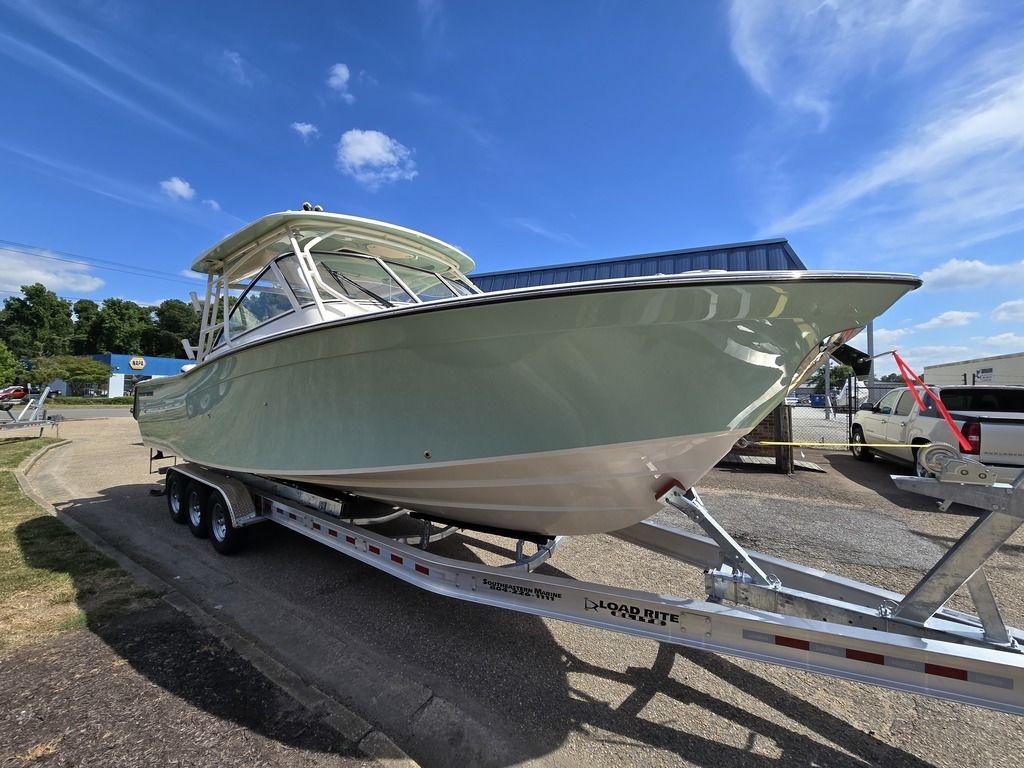2025 Grady White Freedom 307 - Sold Boat