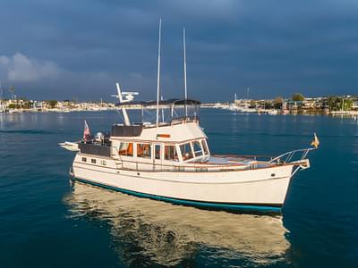 BOATZON | Grand Banks 42 Motoryacht 1982