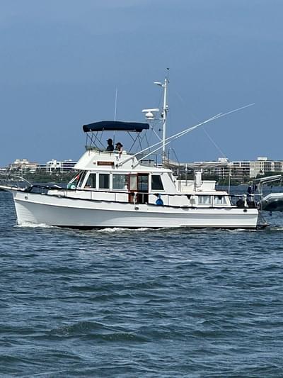 BOATZON | Grand Banks Classic 1989