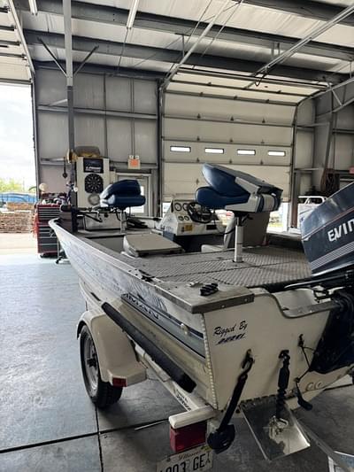 BOATZON | Grumman 1676B 1994 BOATZON | Grumman 1676B 1994