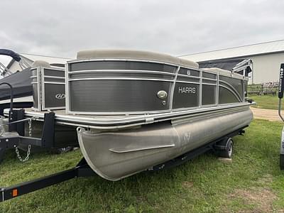 BOATZON | Harris 210 CRUISER 90HP BUNK TRAILER LEGS 2019