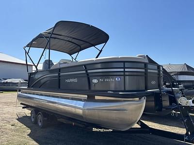 BOATZON | Harris SUNLINER 220 115HP BUNK TRAILER 2017 BOATZON | Harris SUNLINER 220 115HP BUNK TRAILER 2017