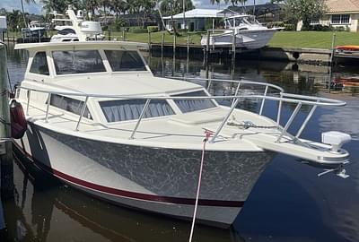 BOATZON | Hatteras 28 Cruiser 1967