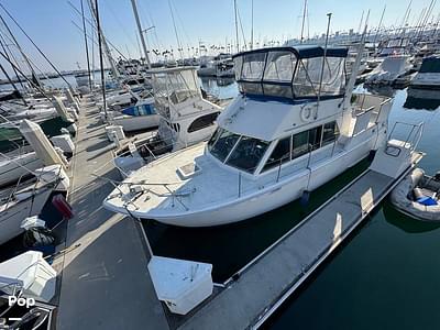 BOATZON | Hatteras 38 Double Cabin BOATZON | Hatteras 38 Double Cabin