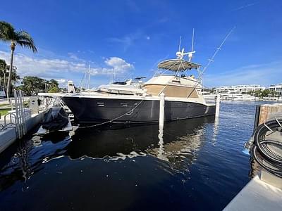 BOATZON | Hatteras 52 Convertible 1984