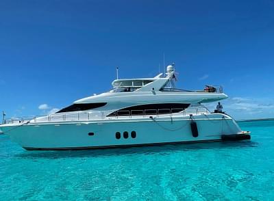 BOATZON | 2004 Hatteras 80 Motor Yacht