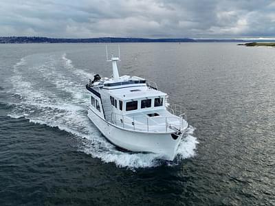 BOATZON | Helmsman Trawlers 43E PILOTHOUSE 2025