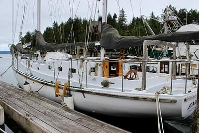 BOATZON | Herreshoff 50.