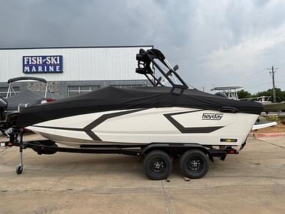 BOATZON | Heyday Wake Boats WT2DC 2025