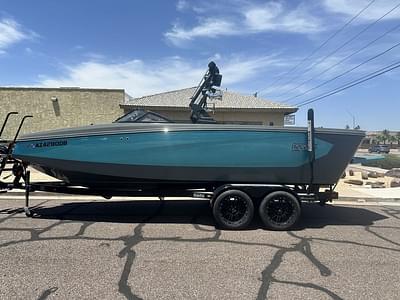 BOATZON | Heyday Wake Boats WTSurf 2020