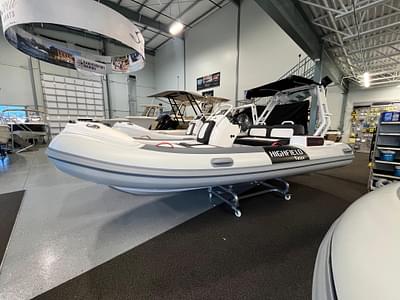 BOATZON | Highfield Velox 420 2026