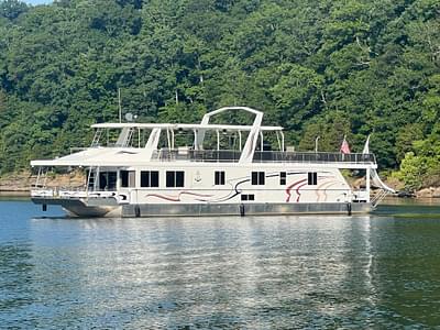 BOATZON | Horizon 18 x 85 Houseboat 2009 BOATZON | Horizon 18 x 85 Houseboat 2009