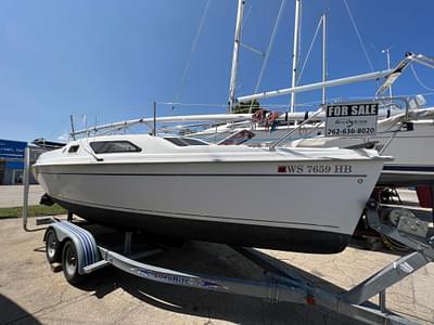 BOATZON | 2007 Hunter 25