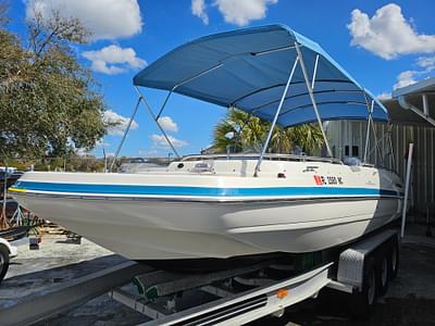 BOATZON | Hurricane 232 GS with Four Stroke Yamaha 2006