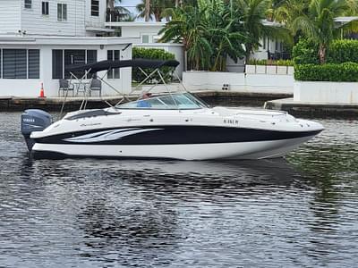 BOATZON | 2012 HURRICANE BOATS 2400 SUNDECK