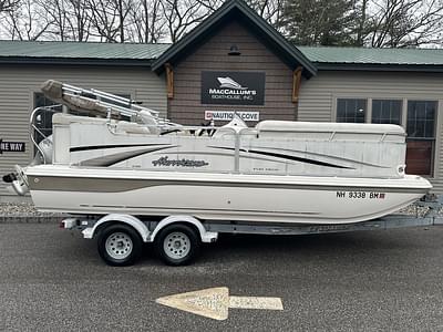 BOATZON | Hurricane FD218R 2004 BOATZON | Hurricane FD218R 2004