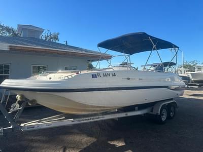 BOATZON | 2006 Hurricane FunDeck 211 O/B