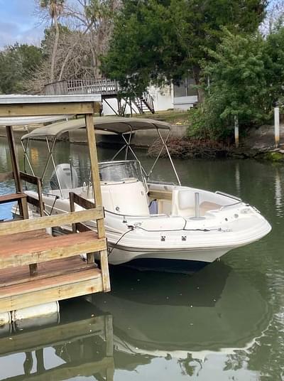 BOATZON | 2006 Hurricane FunDeck 211 O/B BOATZON | 2006 Hurricane FunDeck 211 O/B