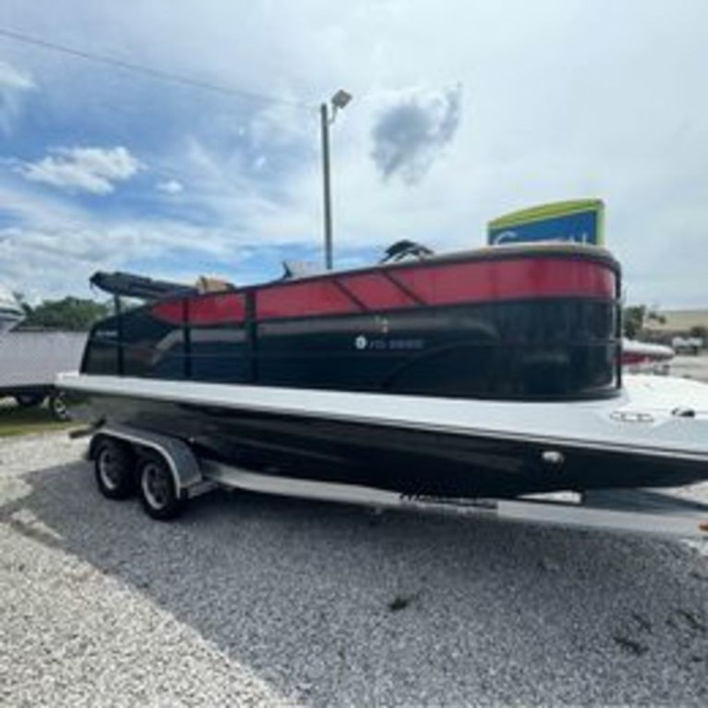 2024 Hurricane FunDeck 2260 RE OB - Sold Boat