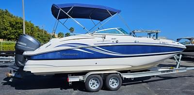 BOATZON | Hurricane SD2400 OB 2012