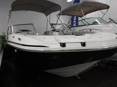 BOATZON | Hurricane SunDeck 191 OB 2023