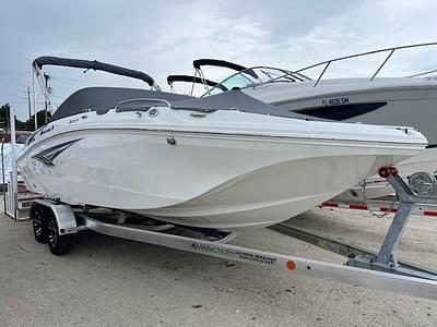 BOATZON | 2024 Hurricane SunDeck 217 OB