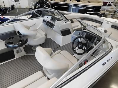 BOATZON | Hurricane SunDeck 217 OB 2024