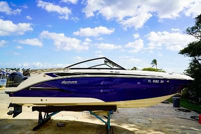 BOATZON | Hurricane SunDeck 235 OB 2021