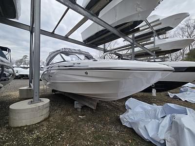 BOATZON | Hurricane SunDeck 235 OB 2025 BOATZON | Hurricane SunDeck 235 OB 2025