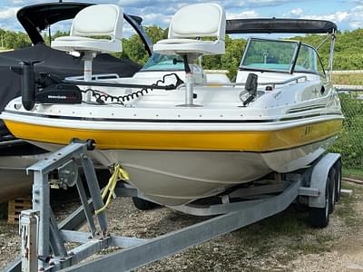 BOATZON | 2012 Hurricane SunDeck 237 OB BOATZON | 2012 Hurricane SunDeck 237 OB
