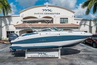 BOATZON | Hurricane SunDeck 2400 OB 2026