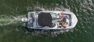 BOATZON | Hurricane SunDeck 2486 OB 2025