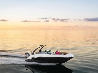 BOATZON | Hurricane SunDeck 2486 OB 2025