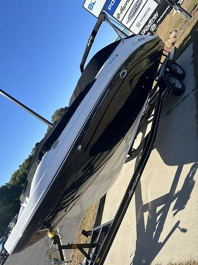 BOATZON | Hurricane SunDeck 2486 wMercury 300 2023