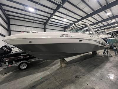 BOATZON | Hurricane SunDeck 2690 OB 2021