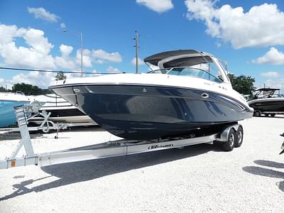 BOATZON | Hurricane SunDeck 2690 OB 2025