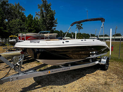 BOATZON | Hurricane SunDeck Sport 185 OB 2023