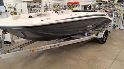 BOATZON | Hurricane SunDeck Sport 185 OB 2025