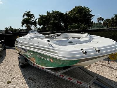 BOATZON | Hurricane SUNDECK SPORT 188 2011